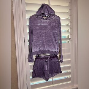 VENUS Lavender Apparel